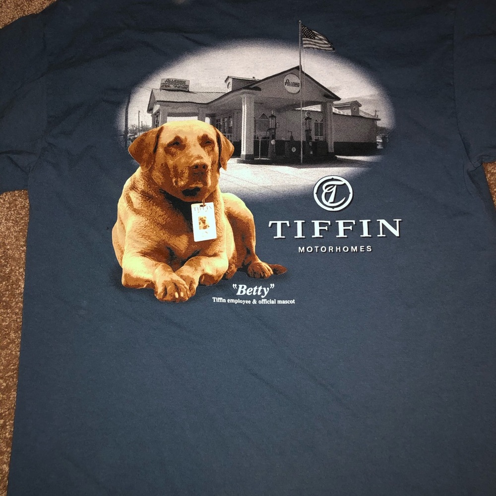 T shirt with dog